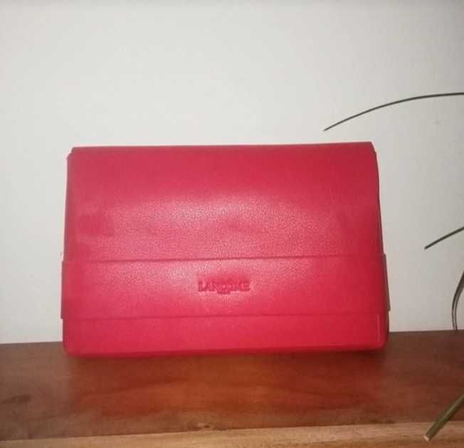 Чанта за грим Lancome , тъмно розова