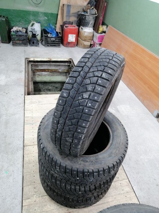 Продам зимние шины
