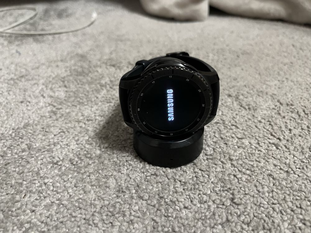 Boxa JBL charge 3 airpods  . Ceas samsung  s3