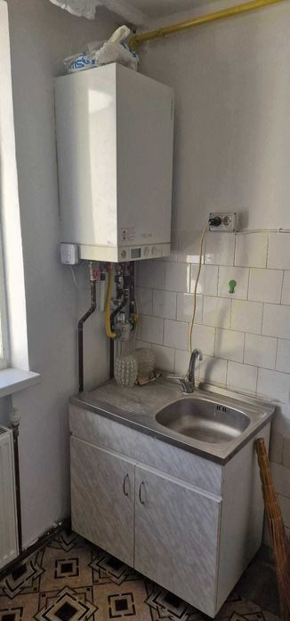 Ap 2 Cam Hala Orion 45mp decomandat etaj 2 centrala termopan , balcon