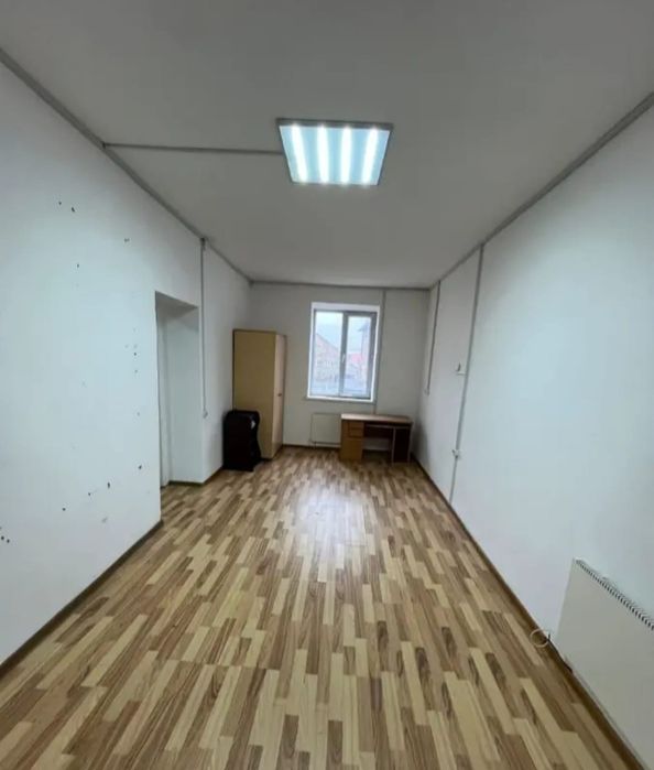 Коммерческое Здание 820квм