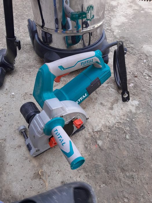 Штраборез+пылесос продаю