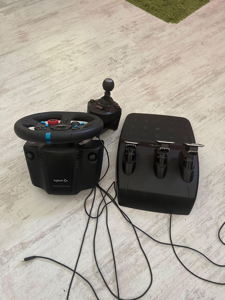 Volan Logitech G29