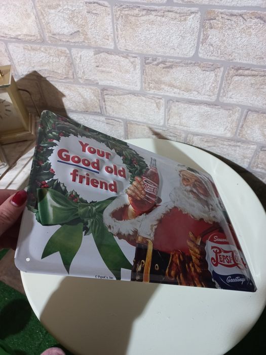 Метална табела с изпъкнал релеф Дядо Коледа