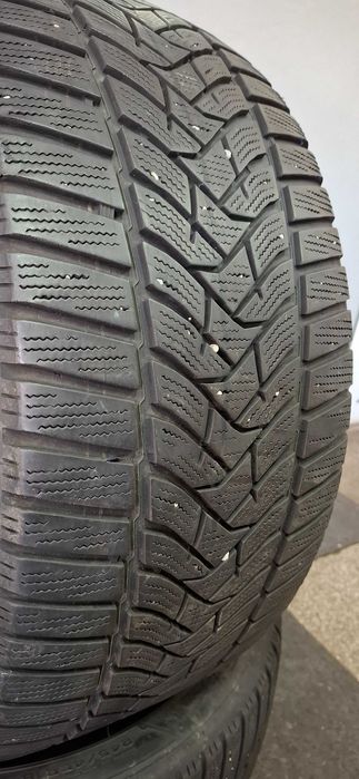 2бр 245/40/18 Dunlop 6mm грайфер, дот 21г. Безплатен монтаж