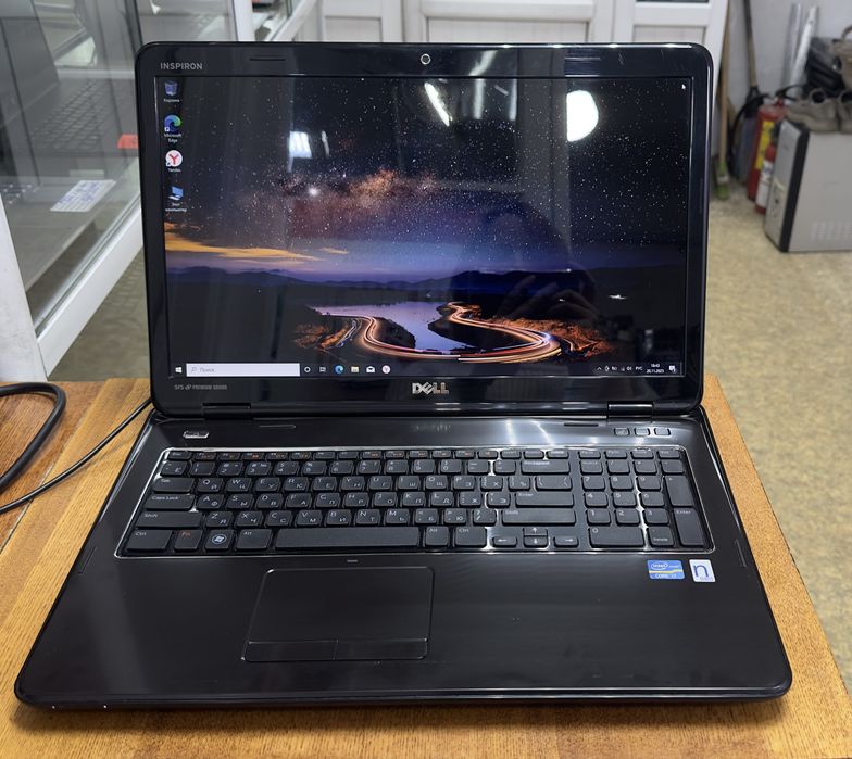 Ноутбук Dell Core i7/8gb/SSD120gb/GeForce GT 525M, с гарантией