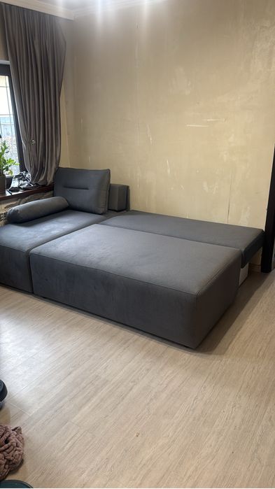 Диван серый 2.30 на 1,5