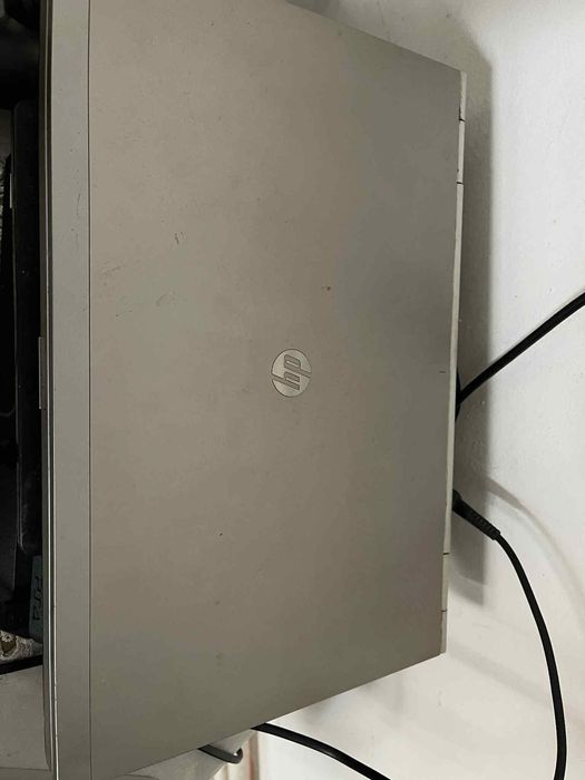 Vând laptop i7 HP
