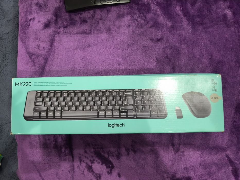 Kit tastatura + mouse Logitech MK220