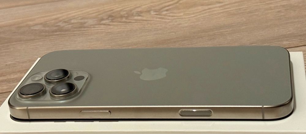Iphone 16 Pro Max 256GB гаранционен