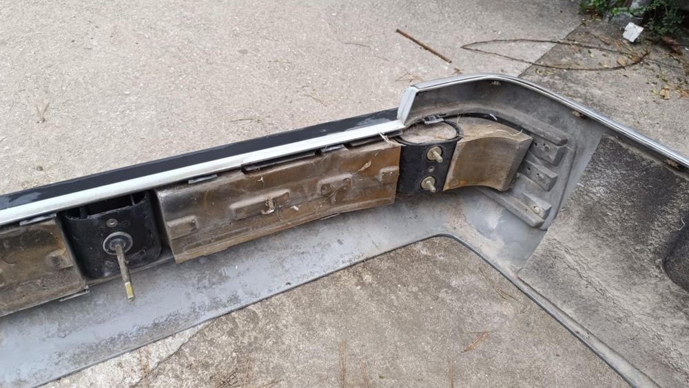 Задна броня W124 Mercedes комби