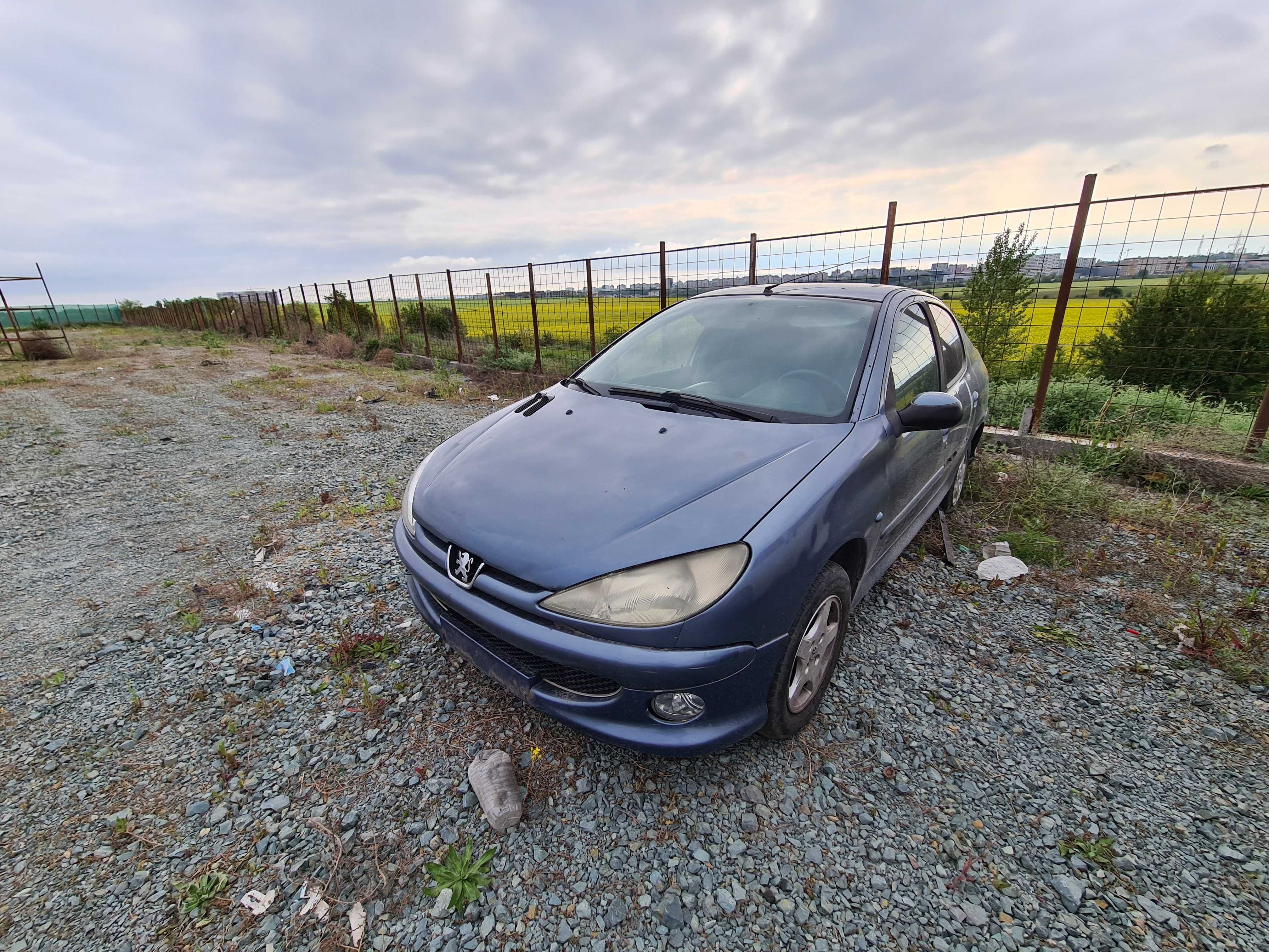 Dezmembram peugeot 206 sedan