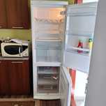 Vînd frigider marca Electrolux
