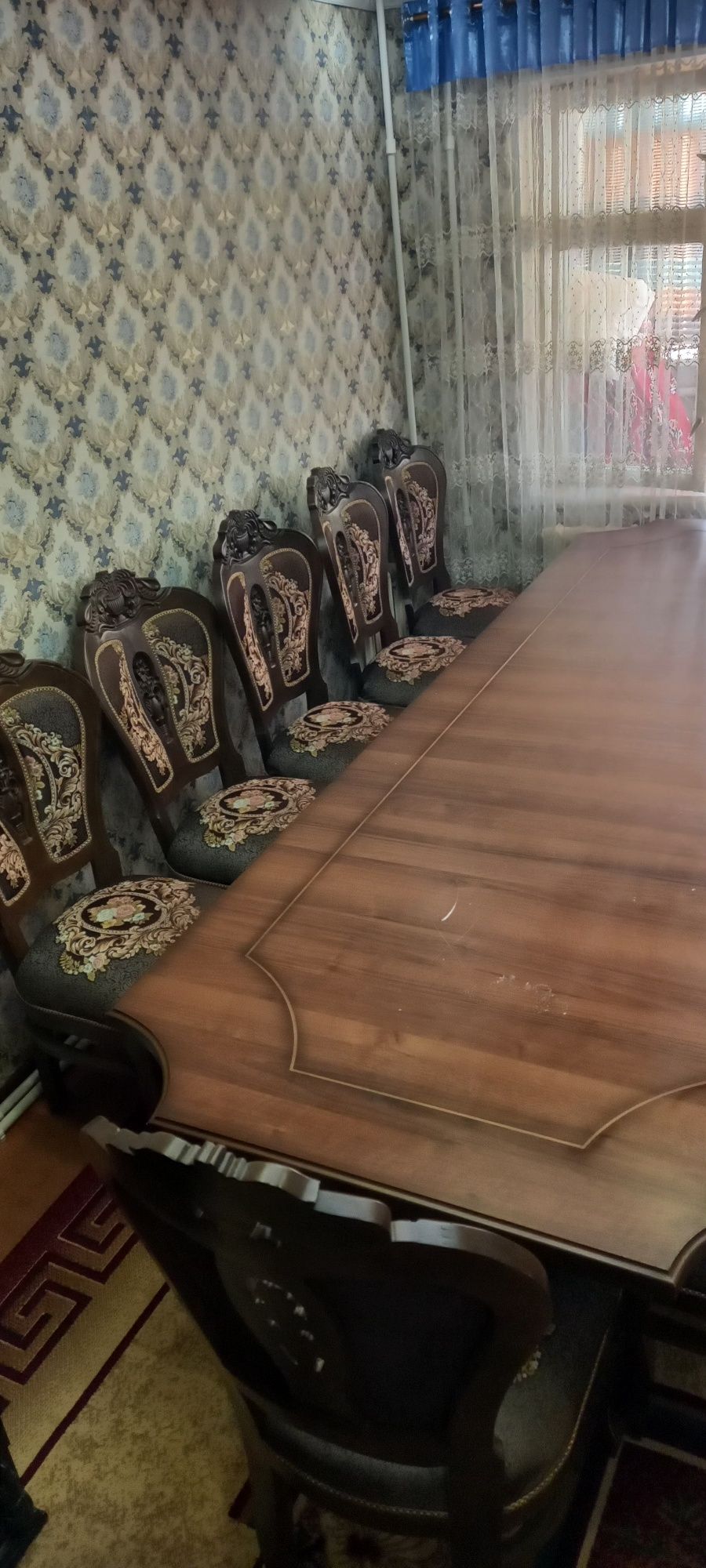 Стол, стулья хорошим качестве