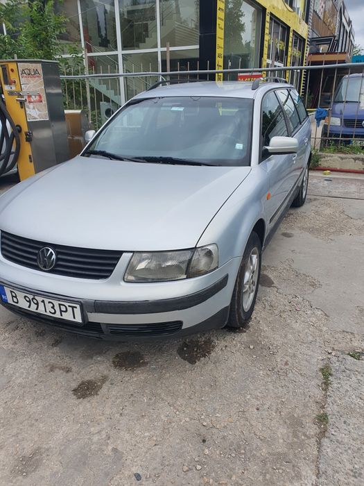 ФОЛКСВАГЕН Пасат комби 1.8