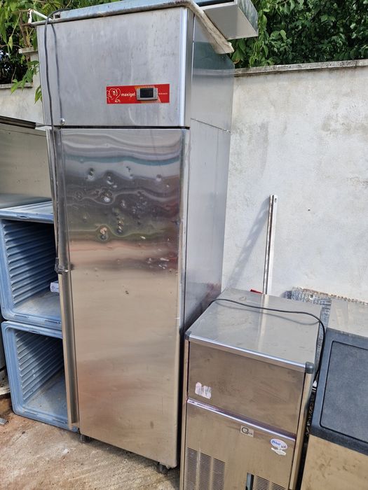 Masa pizza, Raft inox ,dulap inox, masa,.vitrina rece