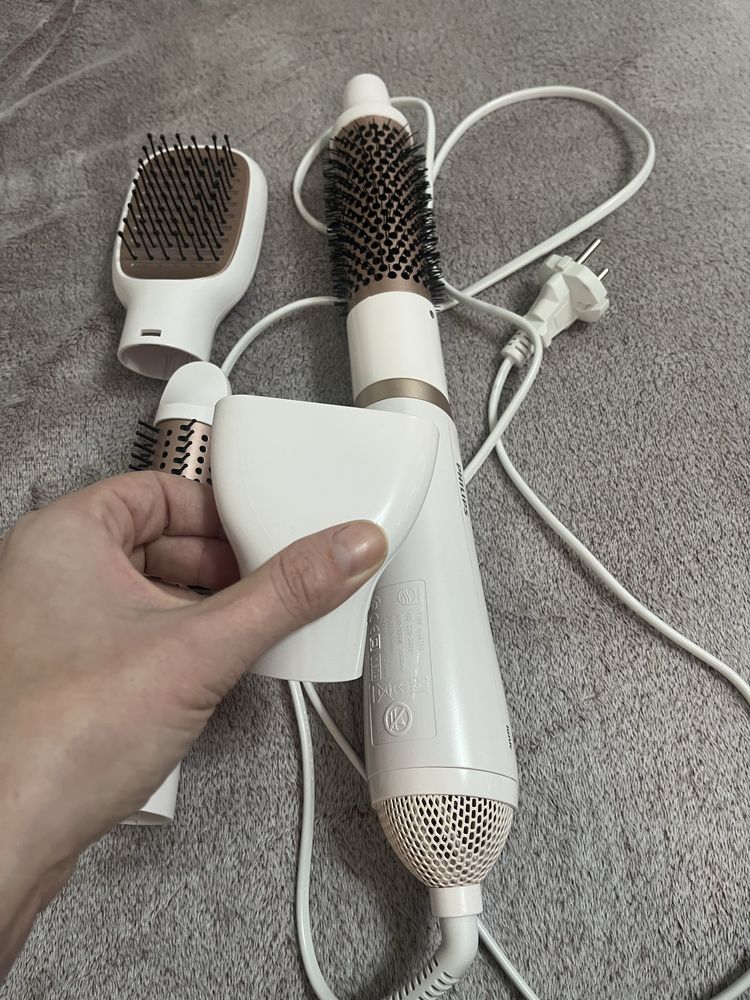 Електрическа четка за коса Philips