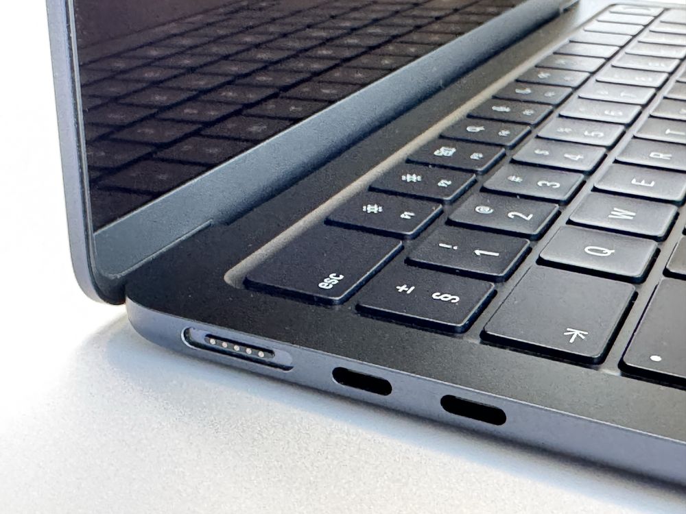 MacBook air M2 2024