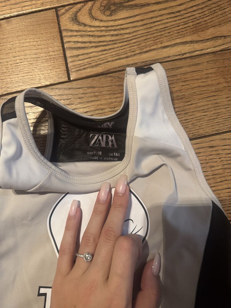 Спортно бюстие Zara, оригинални детски бюстиета