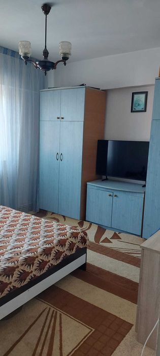Apartament cu 2 camere zona centrala