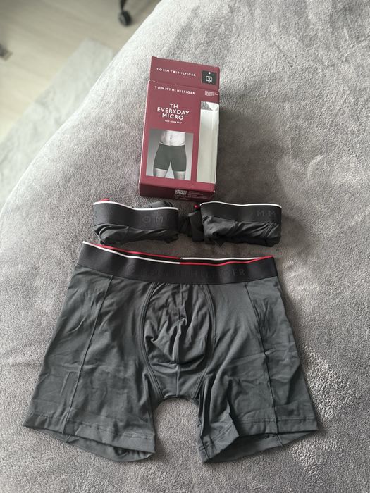 Tommy Hilfiger set 3 boxeri micro negri marimea S noi originali