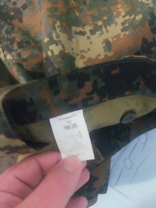 Камофлажни военни гащи клин