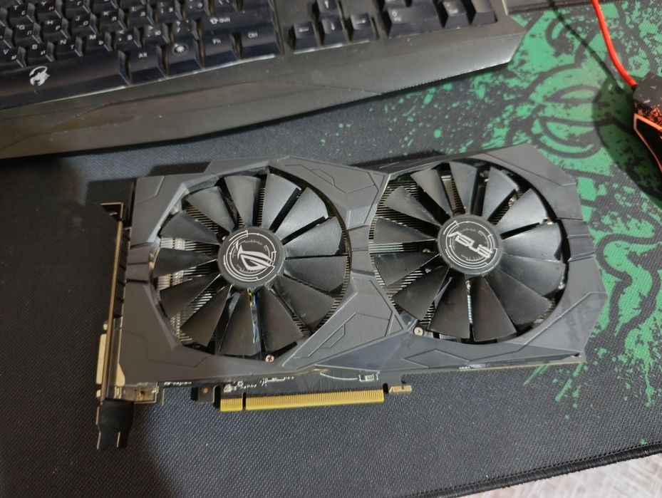 Продам или обмен игровая видео карта