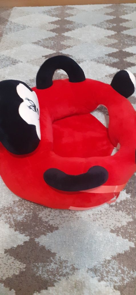 Vand fotoliu pentru copii Minnie Mouse