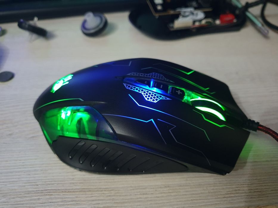 Gaming Mouse sotiladi donasi 100 000 dan