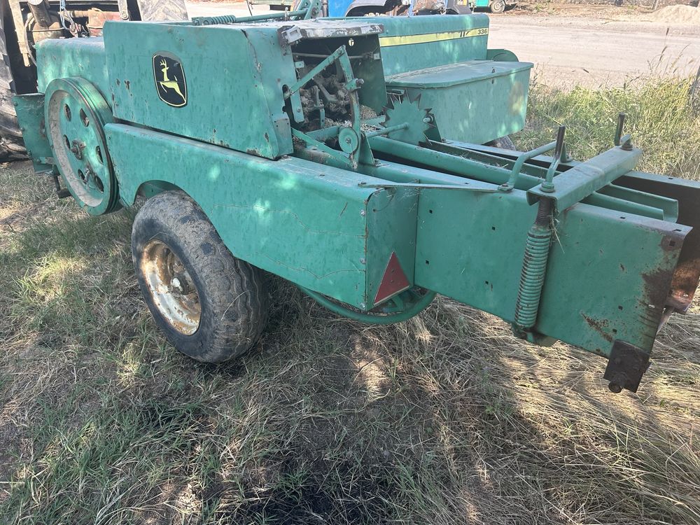 Балировачка John Deere 336