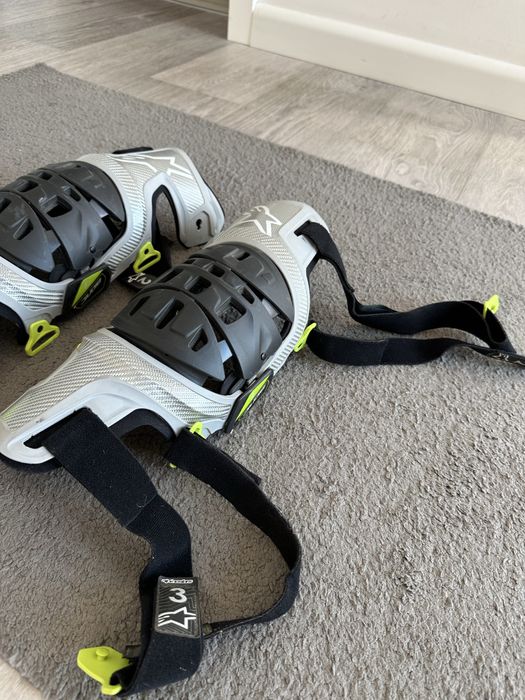 Genunchiere Alpinestars bionic-7 knee braces, Gri/Galben