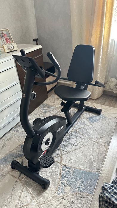Продам велотренажер фирмы GENAU