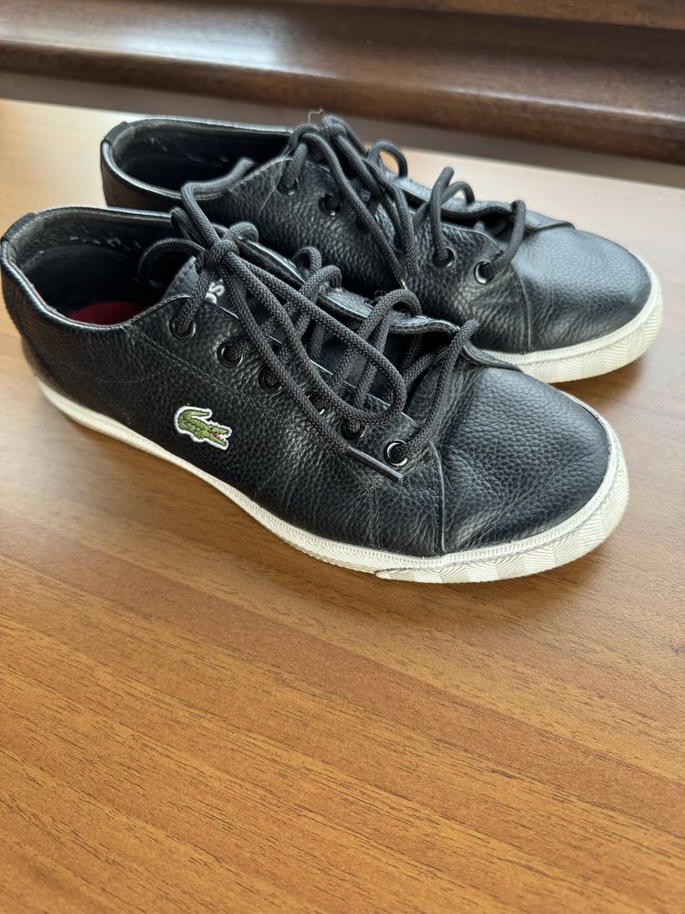 Маратонки lacoste