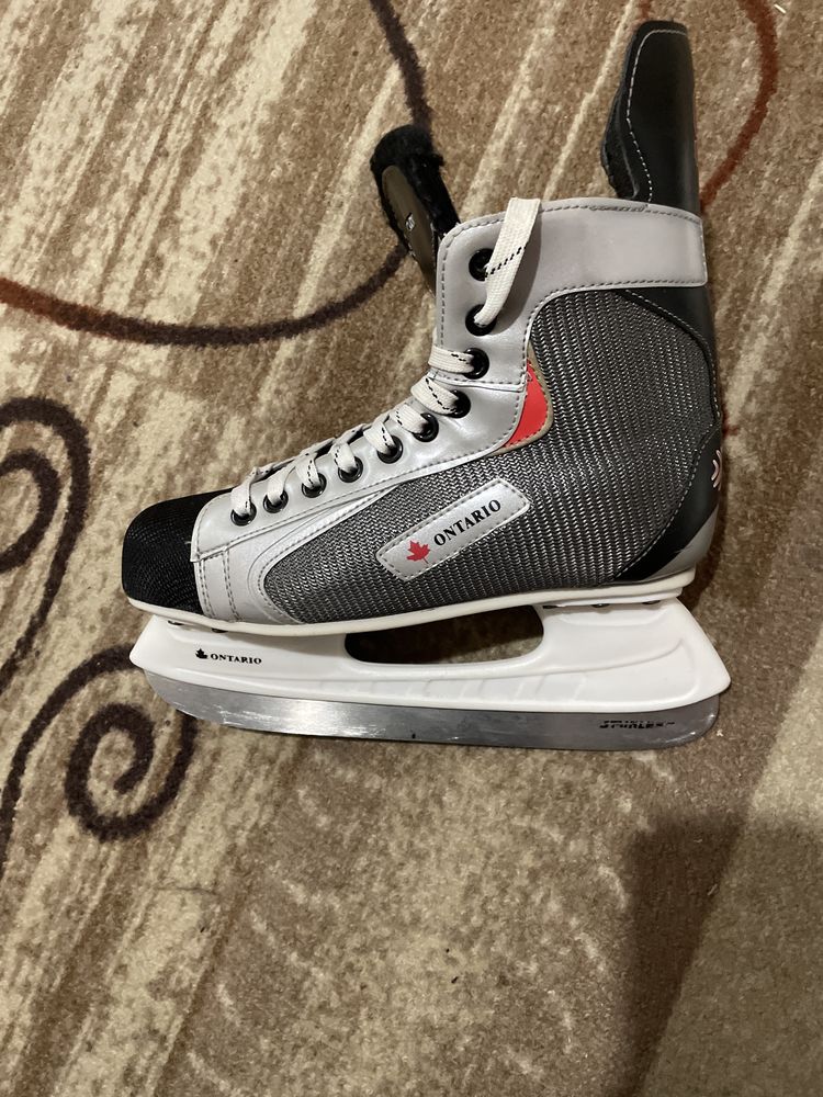 Кънки Ontario stainless