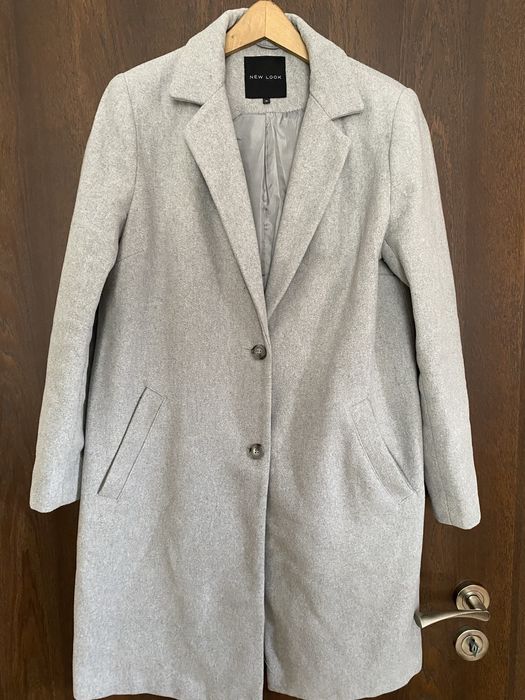 Кафяво палто Pull and bear, сиво палто New look, черно бяло палто Iviv