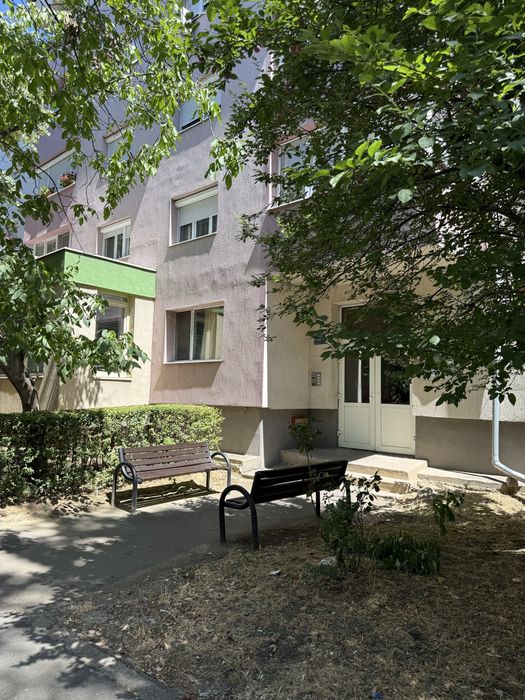 Apartament 3 camere Rogerius