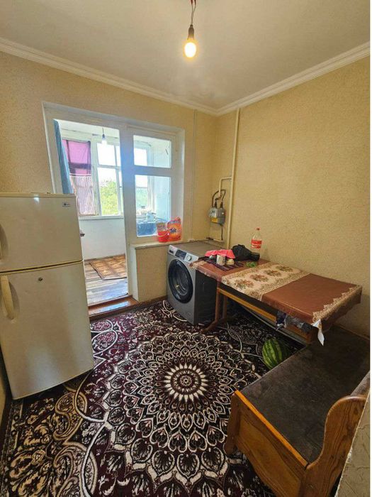 Продаётся 3х комн квартира на 4 этаже Ор-р Хамкорбанк Пиридастгир