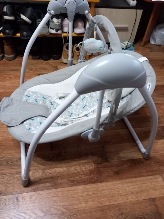 Pernă bebe+balansoar.                      .