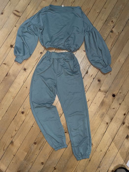 Дамски екипи С и Л размери