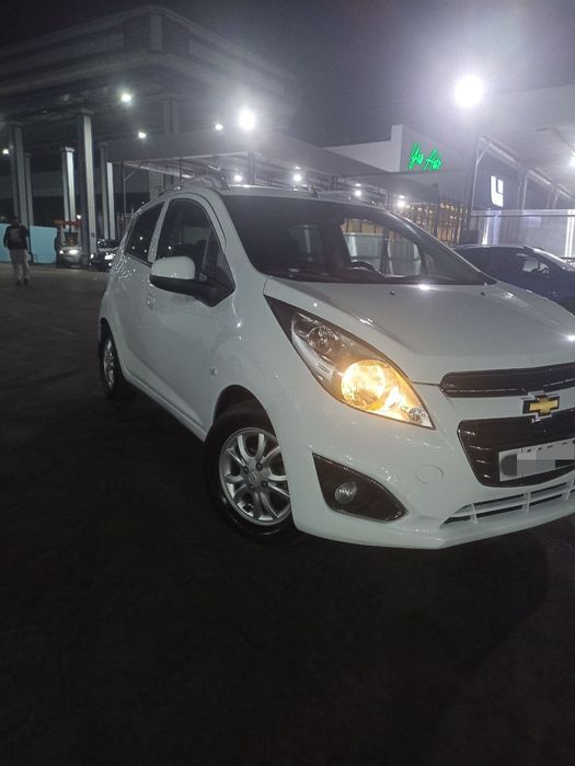 Продаю Шевроле Спарк 2021 евро езжу с салона