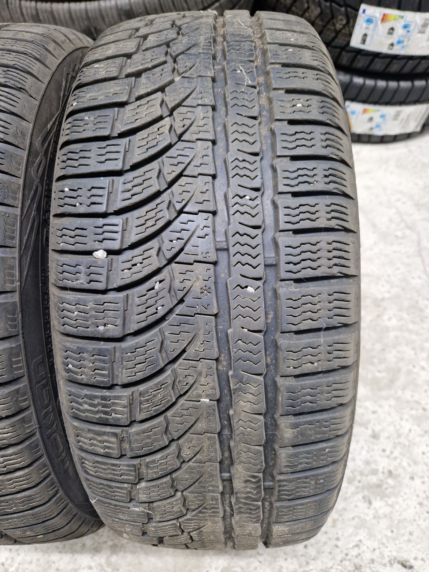 Set 2 anvelope SH iarna Nokian 205/45/17 Run Flat