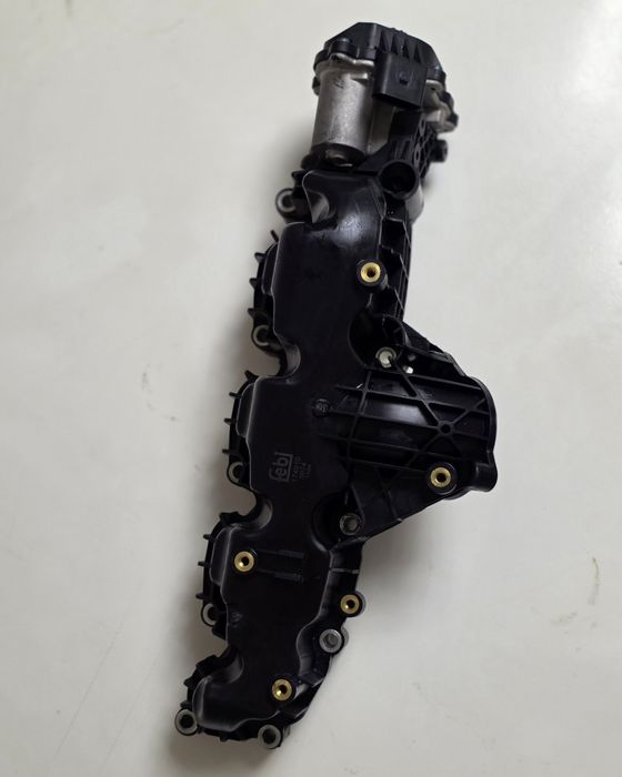 Galerie admisie + Motoraș Vw Passat CC / 2011 / 2.0 TDI / 140 cp / Noi