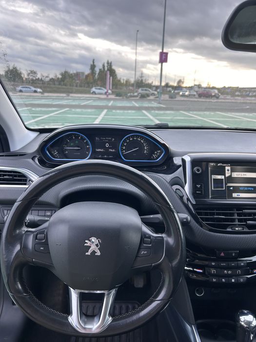 Peugeot 2008 – 1.6 VTi 120 CP – Automată – 2013 – 140.000 km