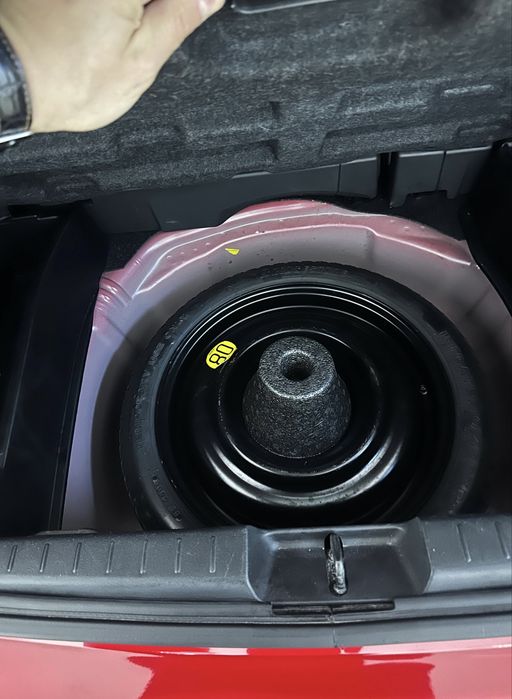 Toyota Yaris 1.0 Benzina doar 85.000KM PROPRIETAR ȚINUTA IN GARAJ