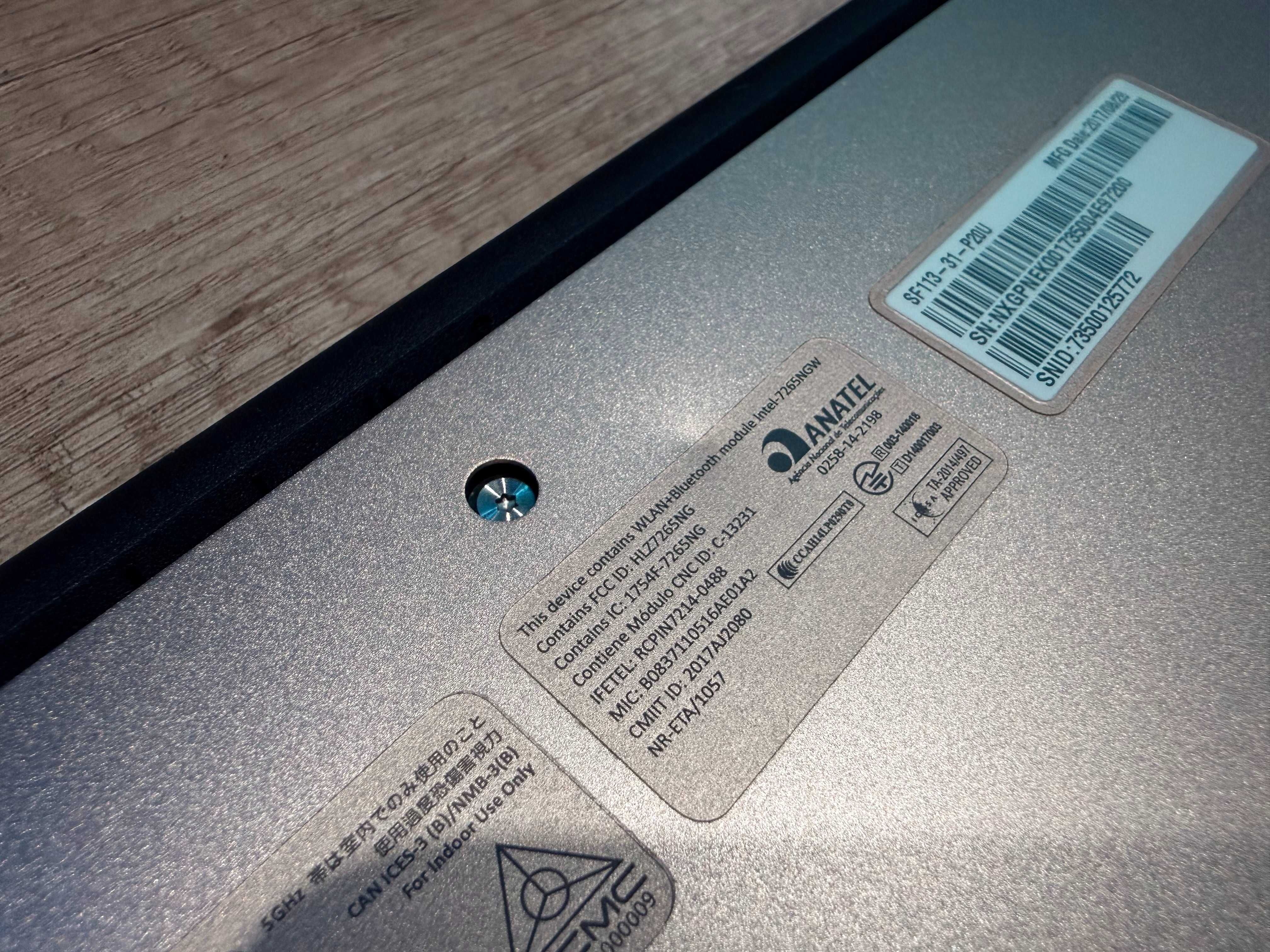Acer Swift 1,IPS Full HD дисплей, Windows 10 - готов за употреба