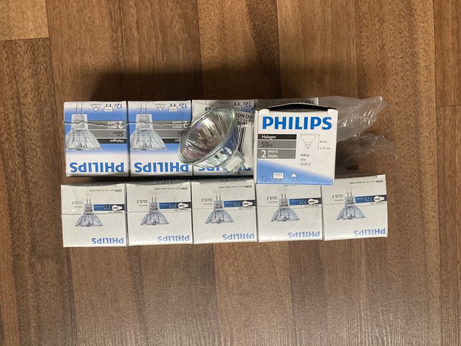 Becuri halogen Philips MR16 GU5.3 (50W/12V 3000K 36D 4000h) [NOU]