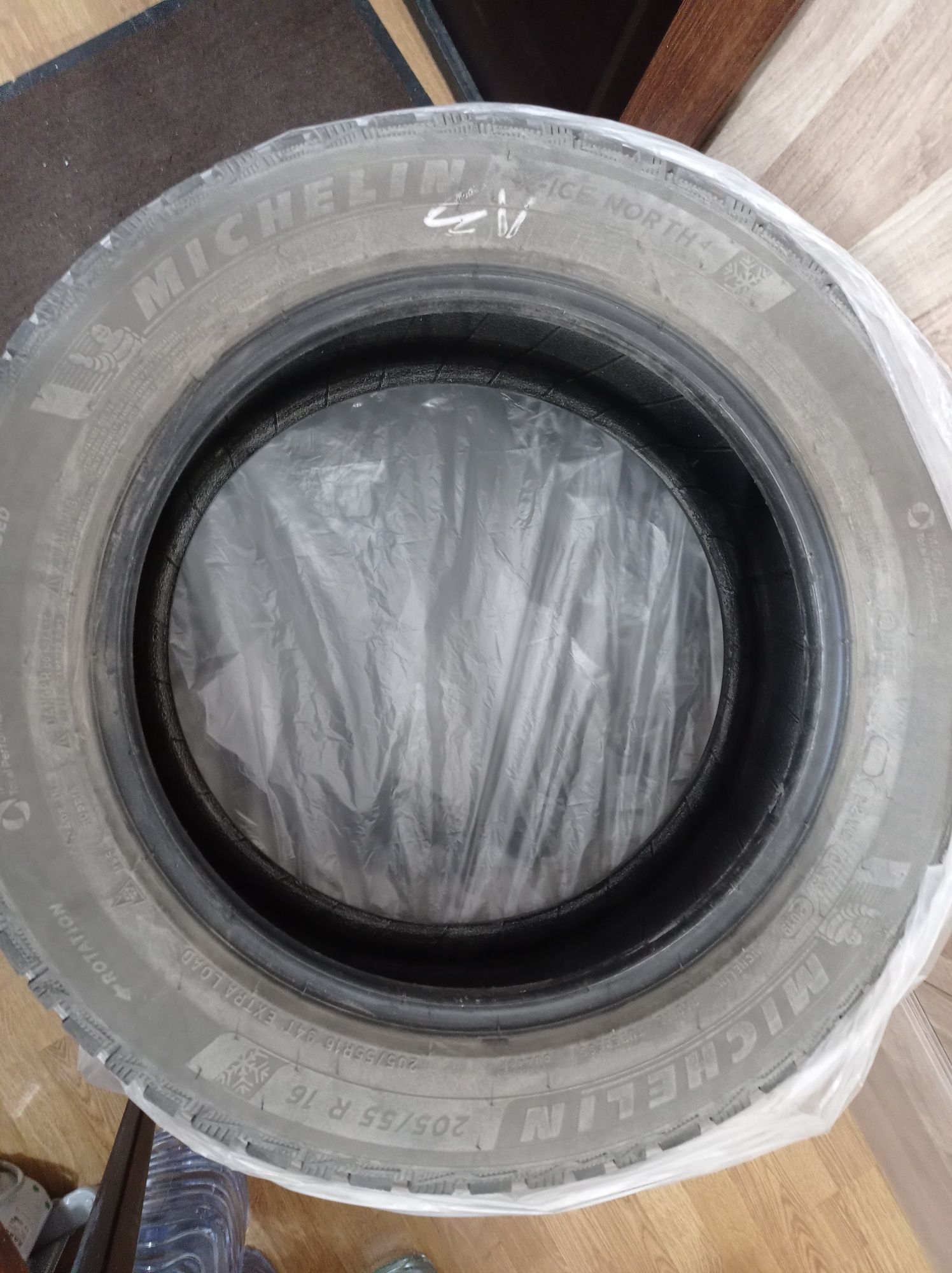 Michelin зимние шипованные 205/55/16