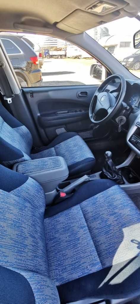 Honda HRV оригинален подлакътник между предните седалки Хонда ХРВ