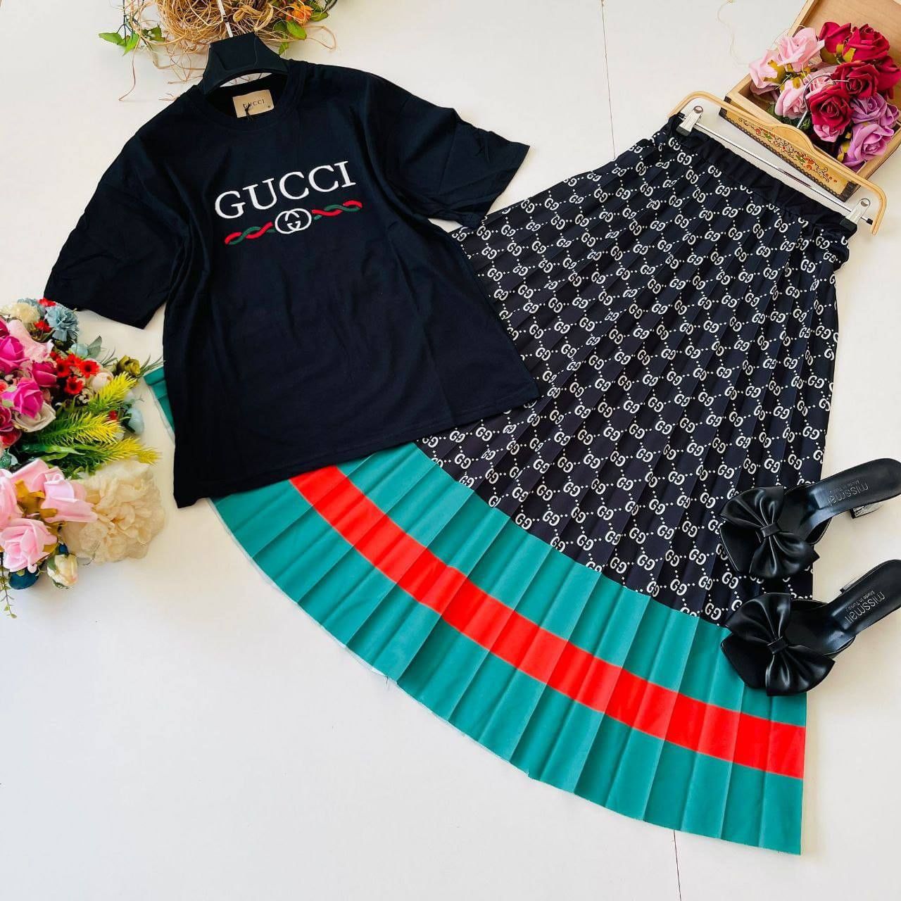Seturi damă Gucci ,tricou + fusta lungă ,sigla cusută.
