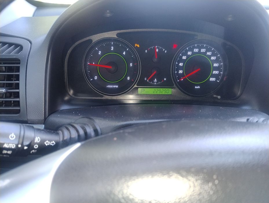 Vând Chevrolet captiva